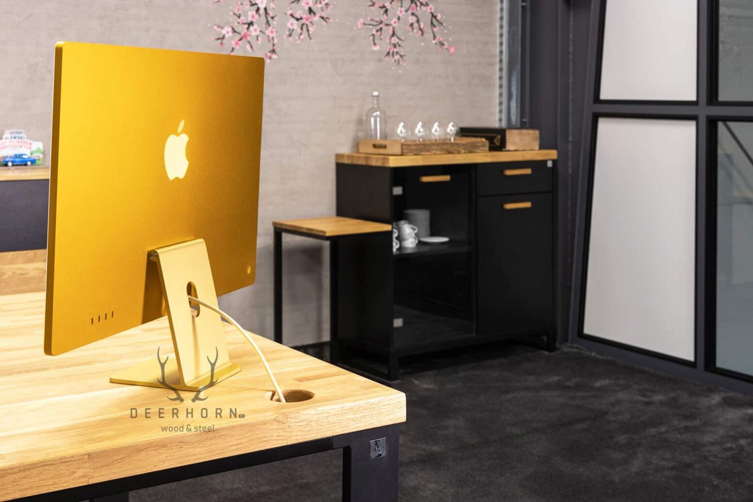 desk_black_with_opening černý stůl s otvorem