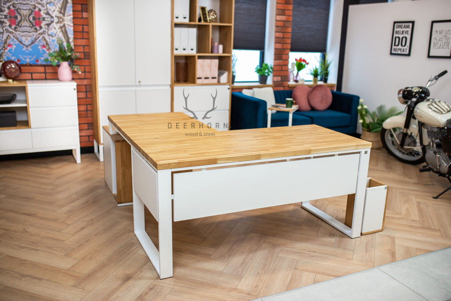 modern_desk rohový psací stůl s podstavcem