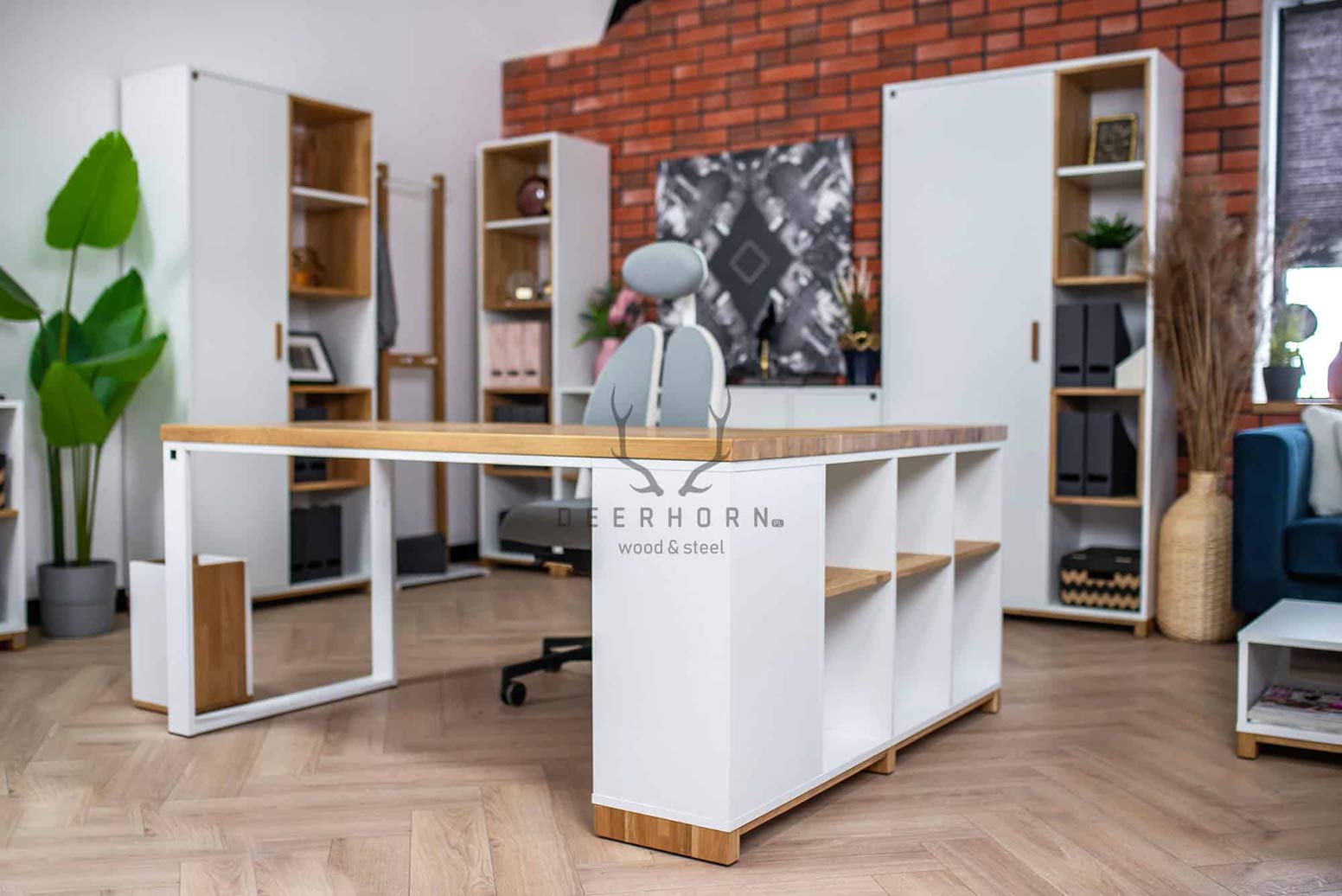 desk_wood_metal stůl dřevo kov