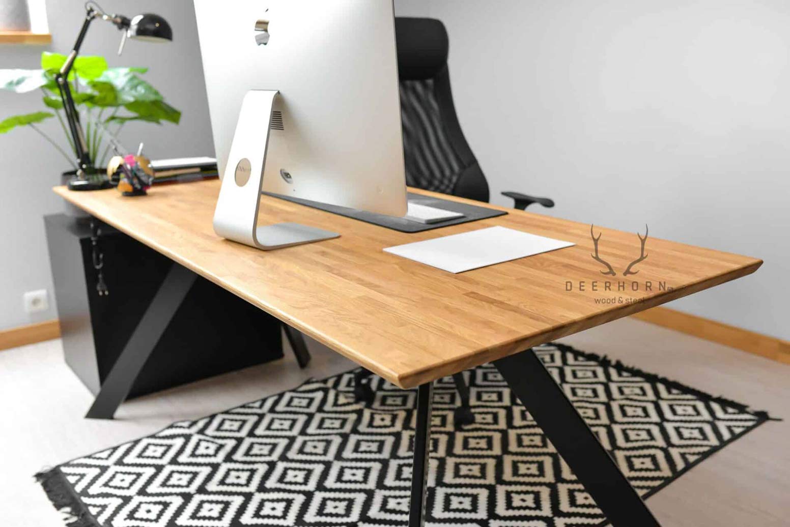 desk_loft stůl v podkroví