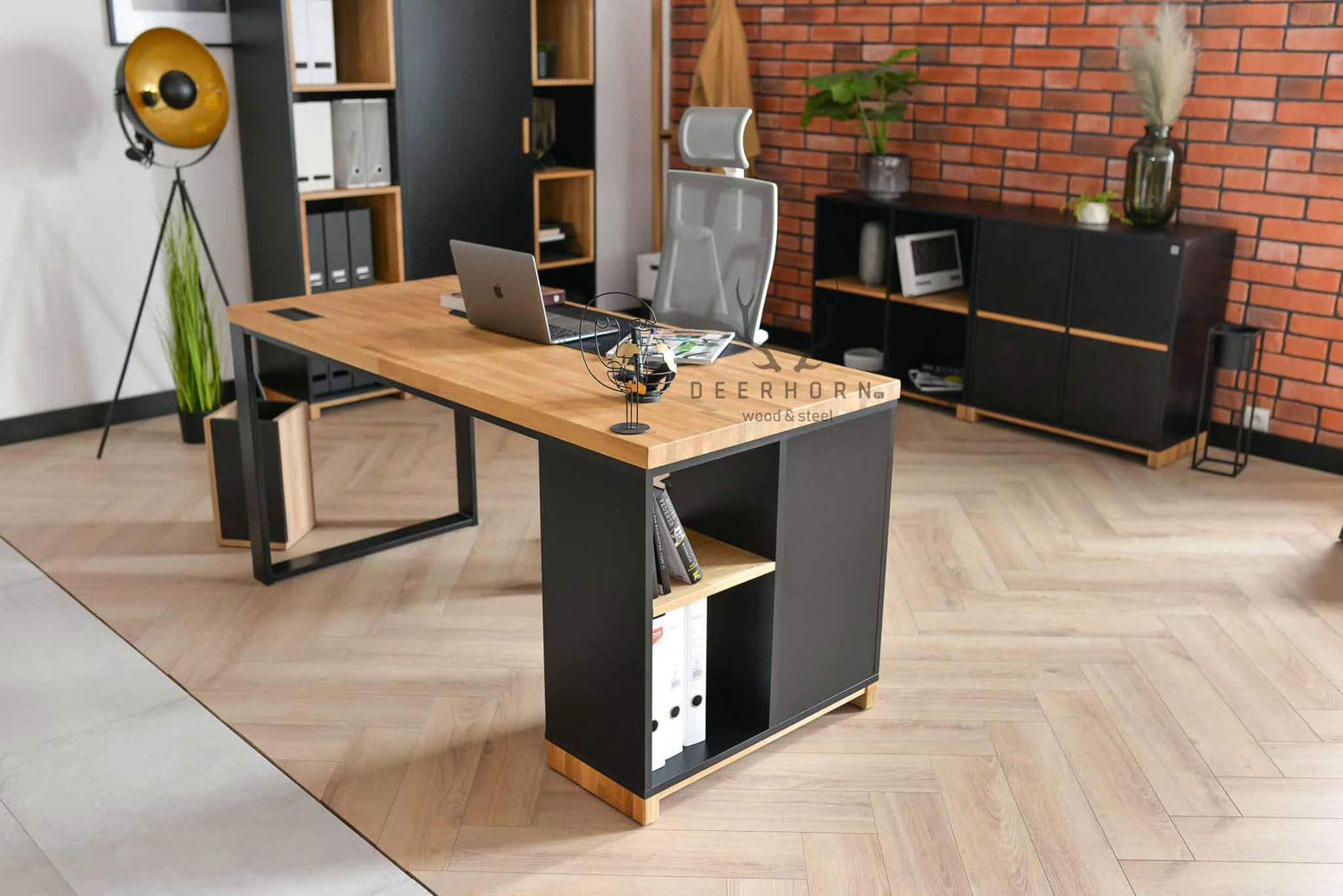 desk_deerhorn stůl deerhorn