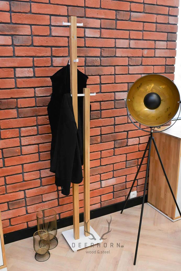 kancelářský_věšák_na_oděvy kancelářský věšák
