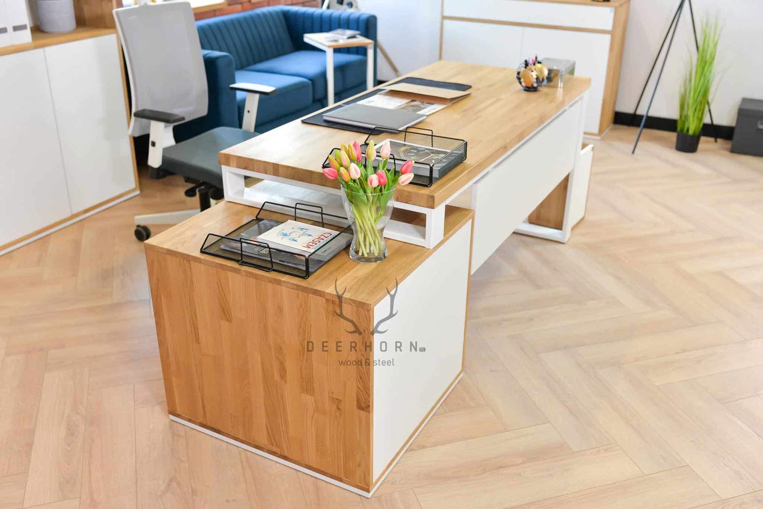 wooden_desk_white dřevěný stůl bílý