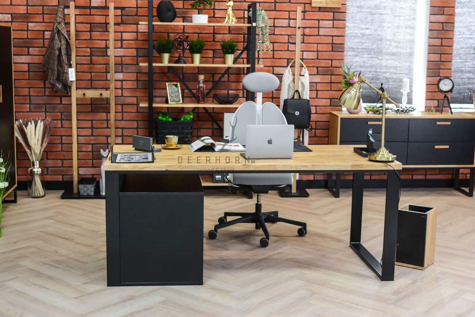 fashionable_desk módní stůl