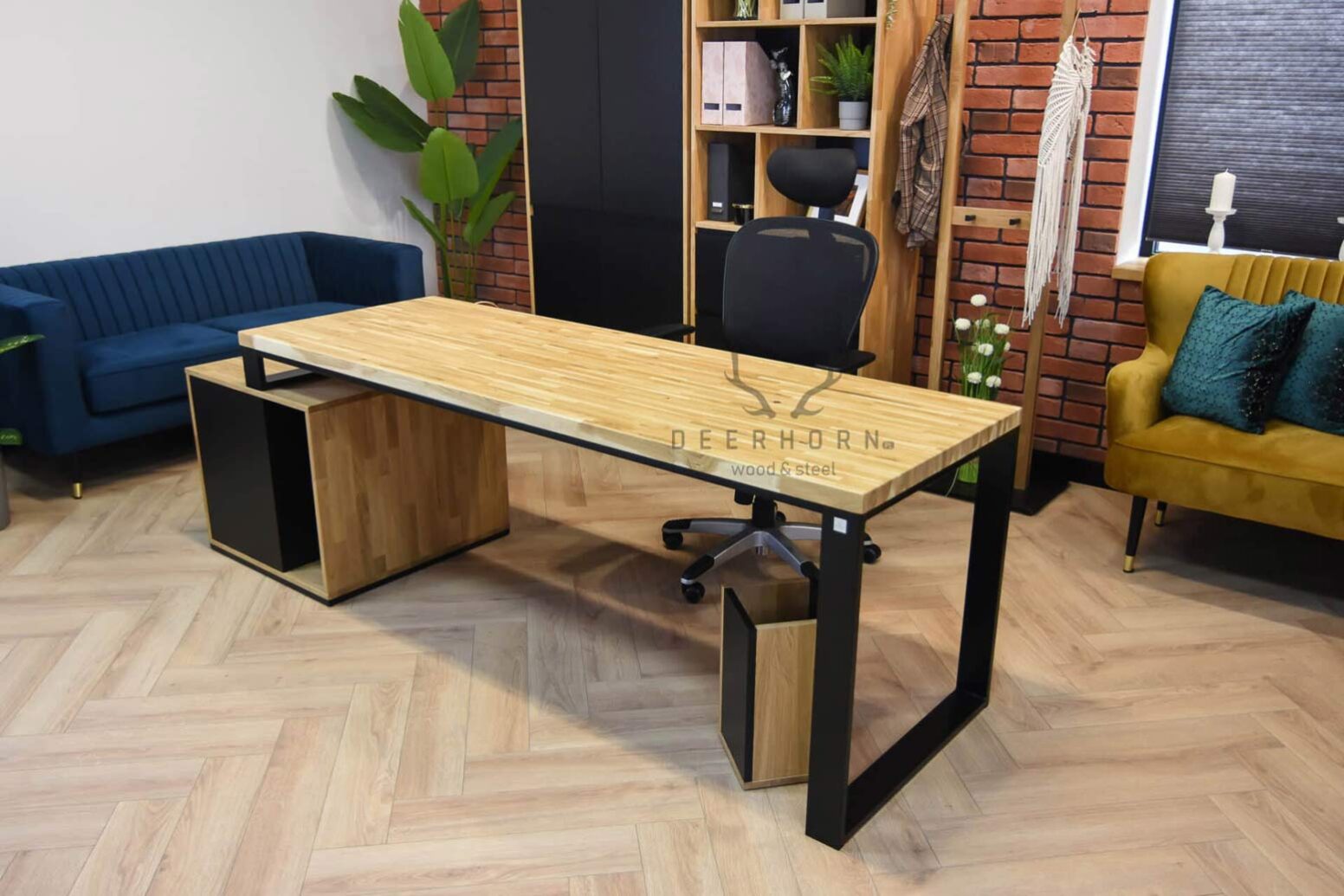 desk_loft stůl v podkroví