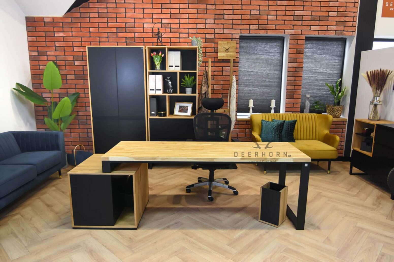 nábytek_do_kanceláře podkrovní nábytek do kanceláře