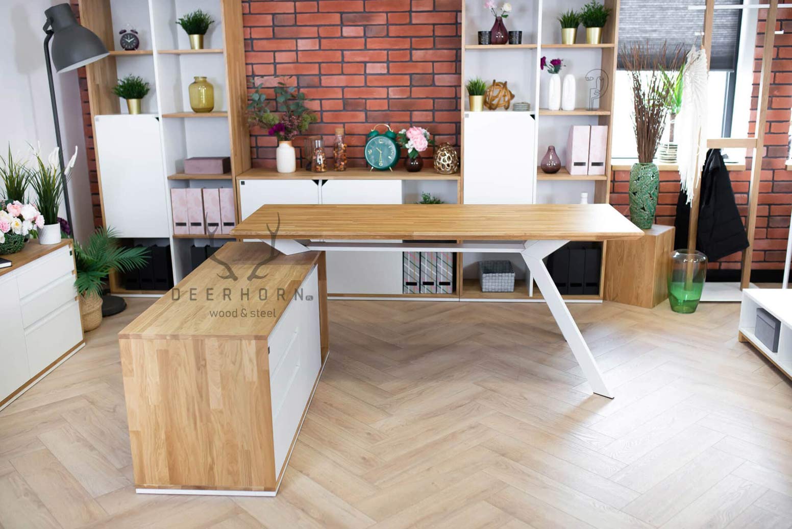 desk_premium prémiový stůl