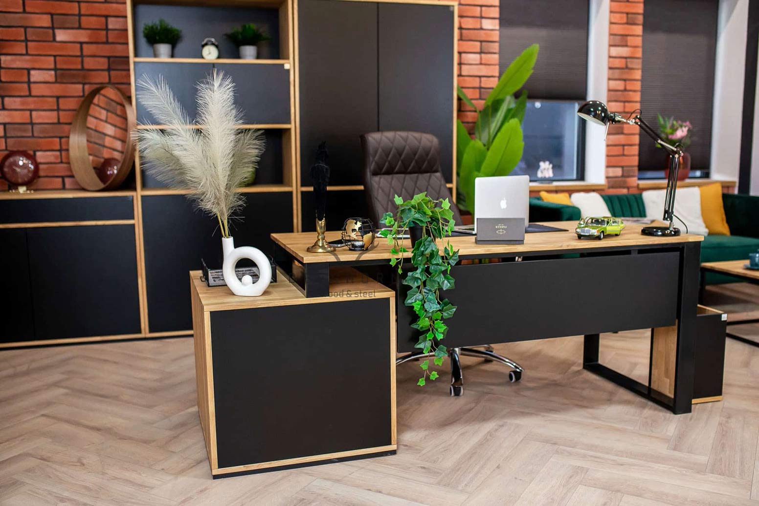 desk_deerhorn Stůl Deerhorn