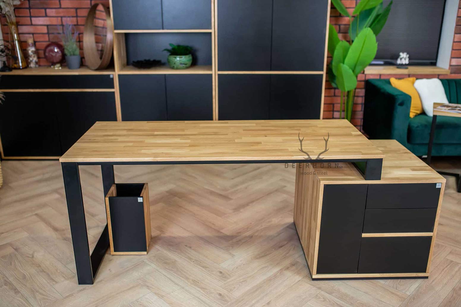 cabinet_desk skříňový stůl