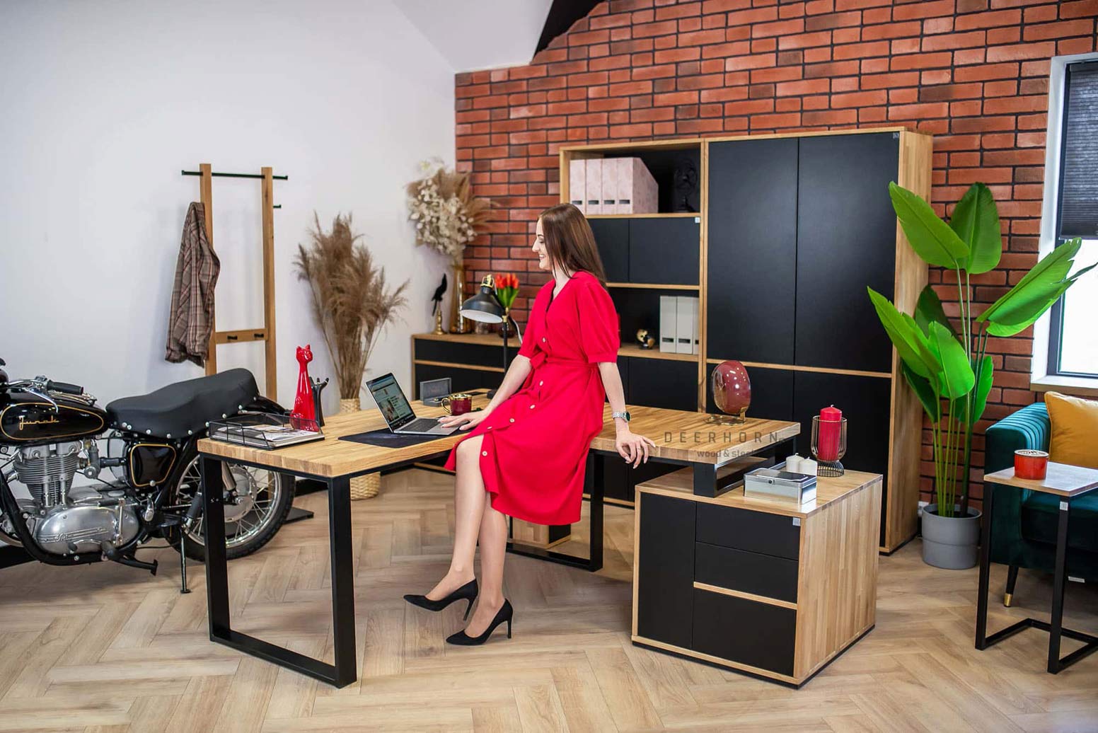 desk_ergonomic ergonomický stůl