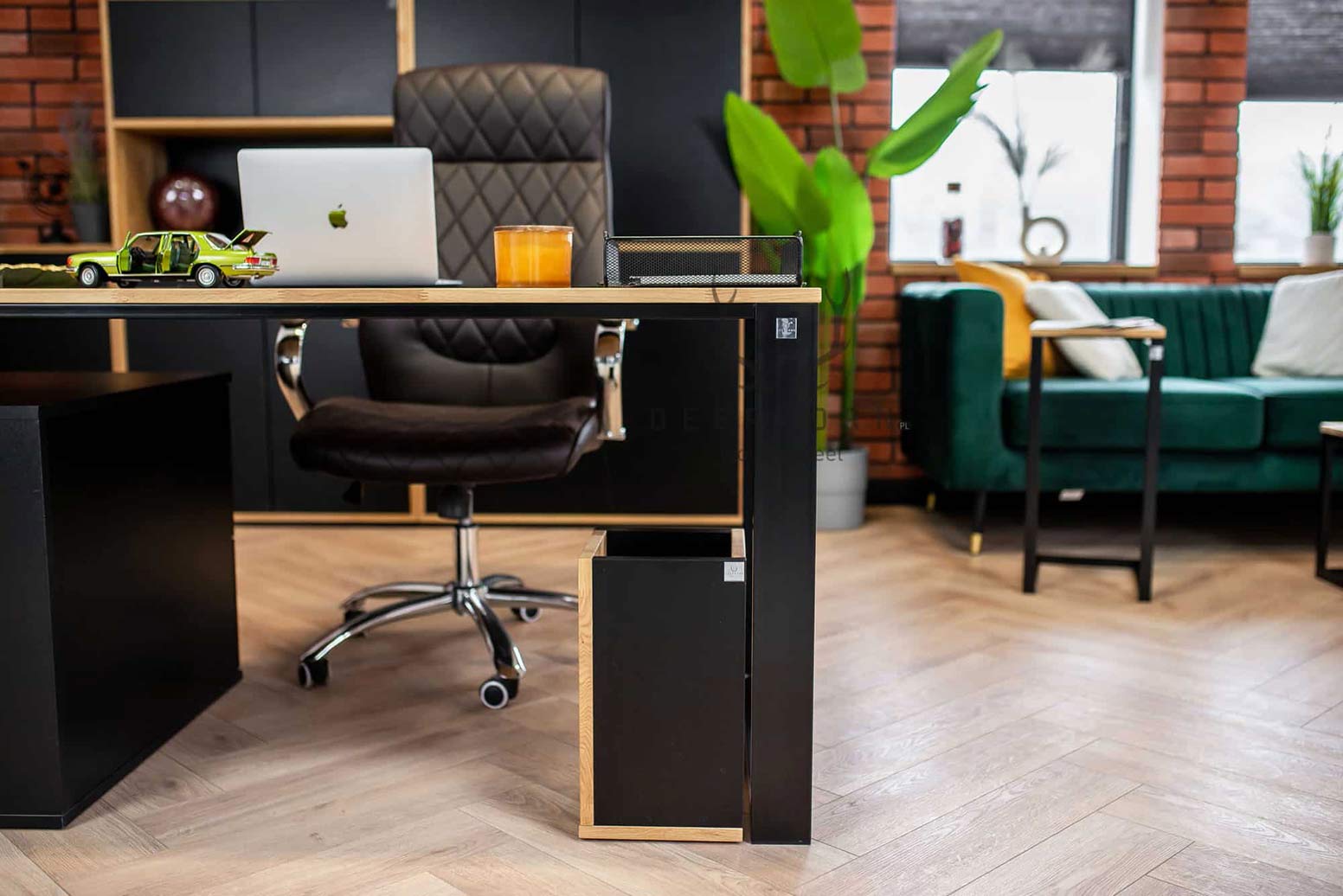 desk_lite_wood Stůl z masivního dřeva