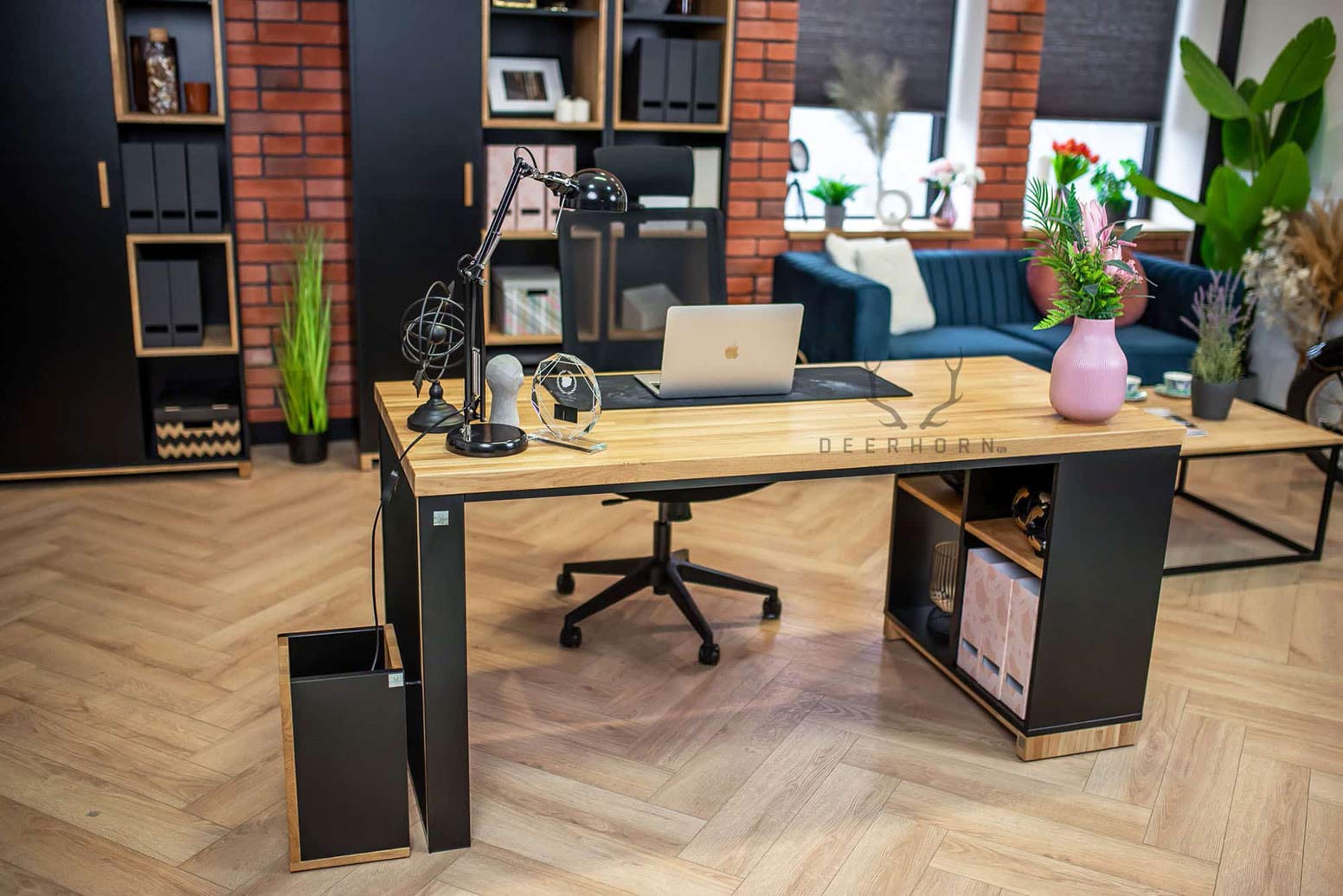 robust_work_desk robustní pracovní stůl