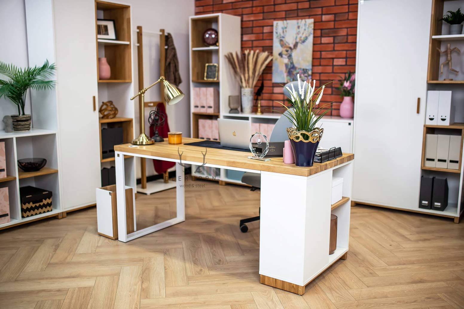 functional_desk funkční stůl