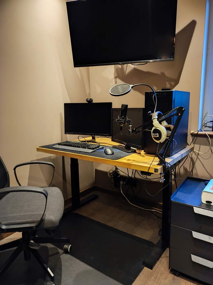 elektricky nastavitelné stoly