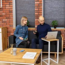 Kancelářská pohovka kožená černá
