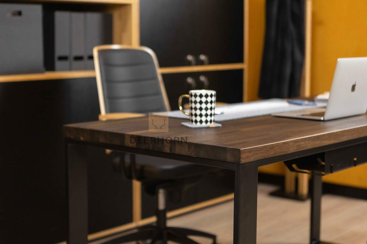 psací stůl-kancelář dubový kancelářský stůl s hnědou deskou