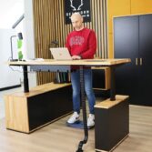 opěrka nohou pro práci ve stoje