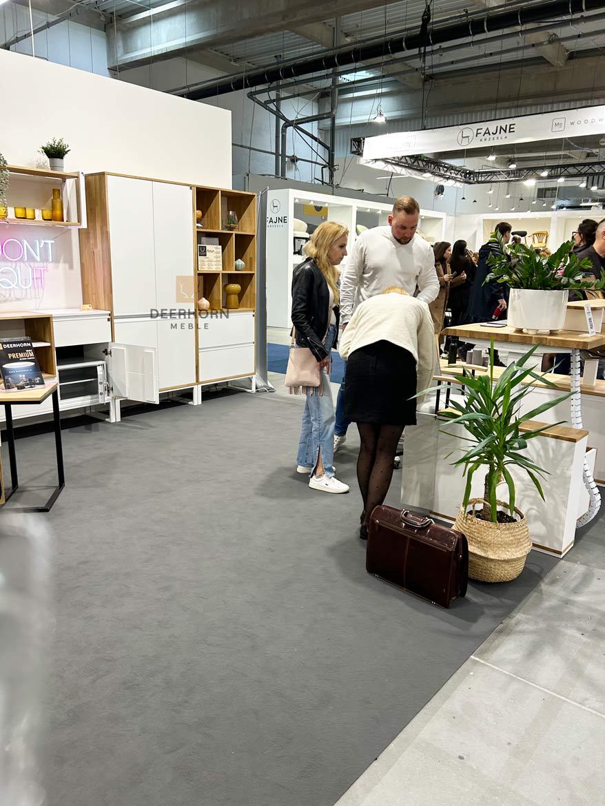 veletrh kancelářského nábytku Warsaw Ptak Expo