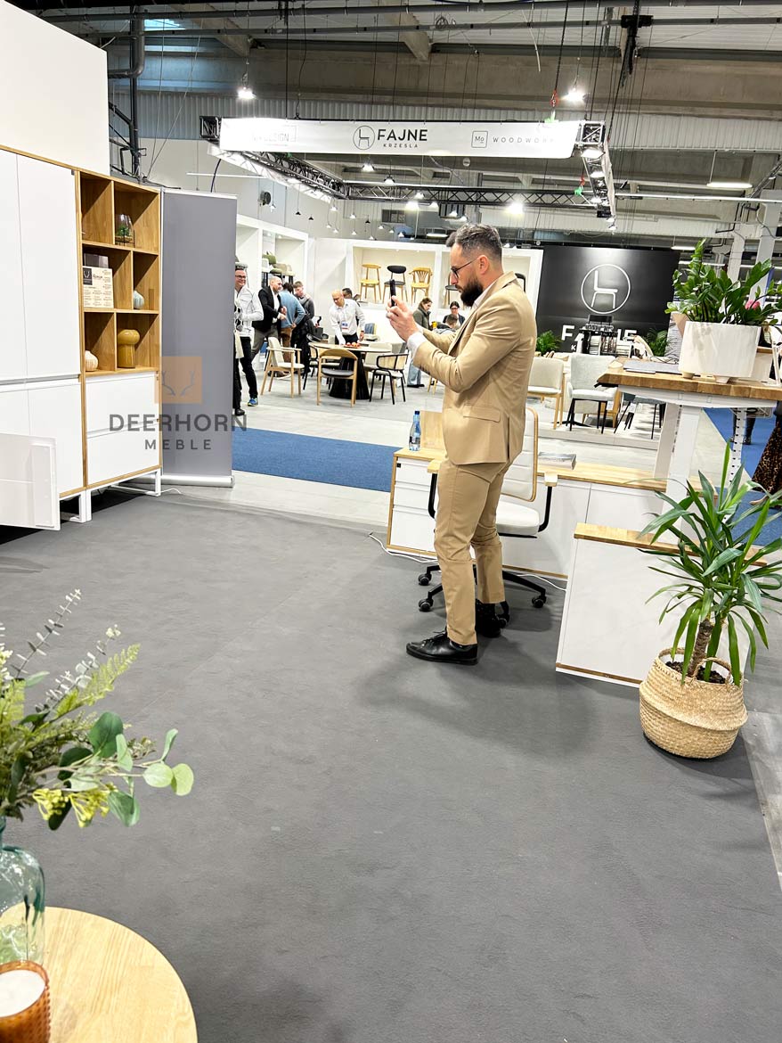 Rafał Pikul Deerhorn Veletrh Varšava Ptak Expo
