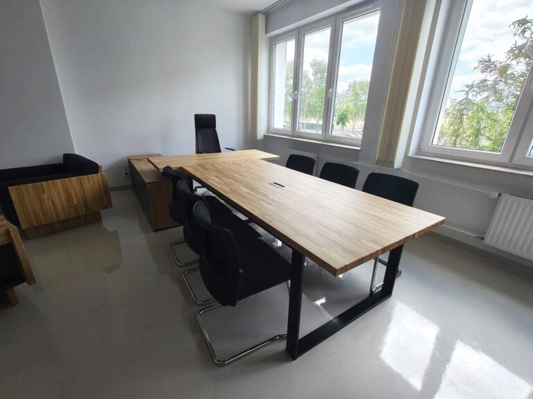 Generální kancelář – Prestižní nábytek pro vysoce postavené osoby