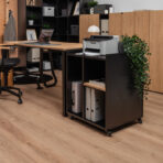 ergonomický stůl se skříní na tiskárnu pro práci z domova