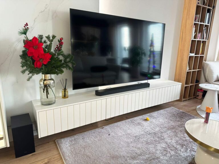 Nábytek do obývacího pokoje a ložnice pro paní Joannu z Vratislavi