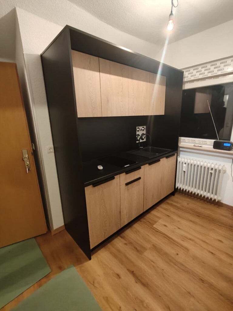 Kuchyňka pro Andrease Bausingera - poradenství ve Wiesbadenu (Německo)